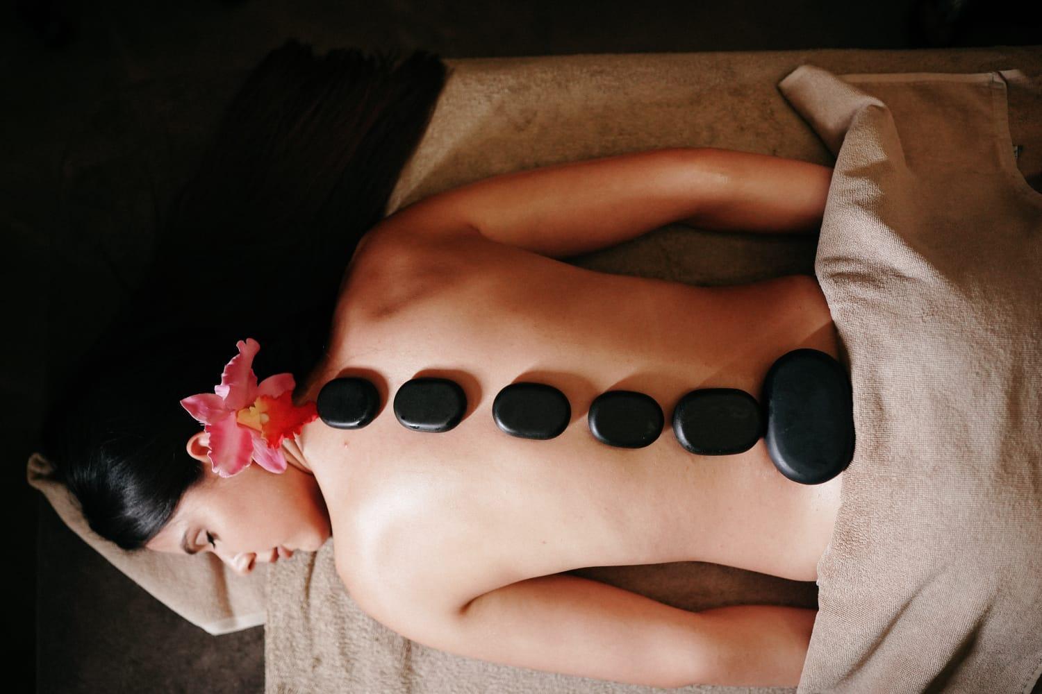 Xheko Imperial Luxury Hotel & Spa 티라나 외부 사진 Hot stone massage